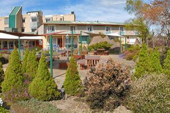 Equestrian Hotel Christchurch Extérieur photo