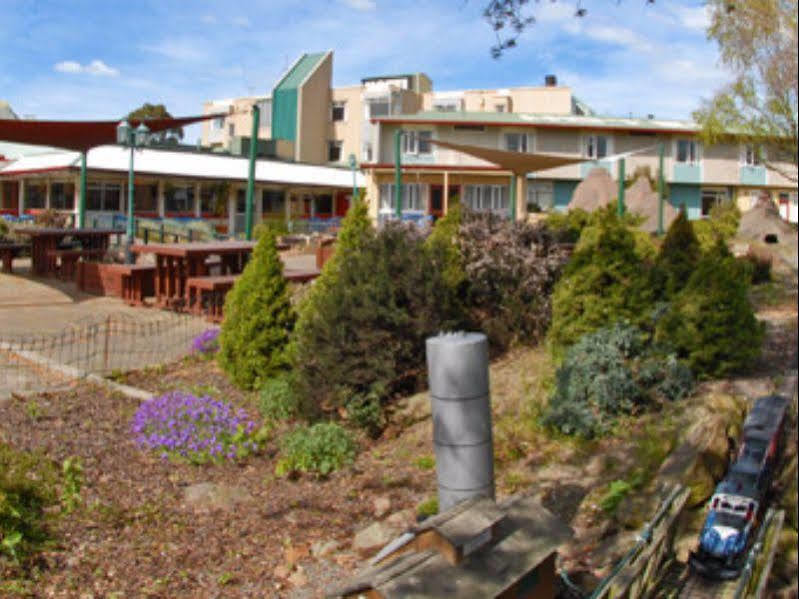 Equestrian Hotel Christchurch Extérieur photo